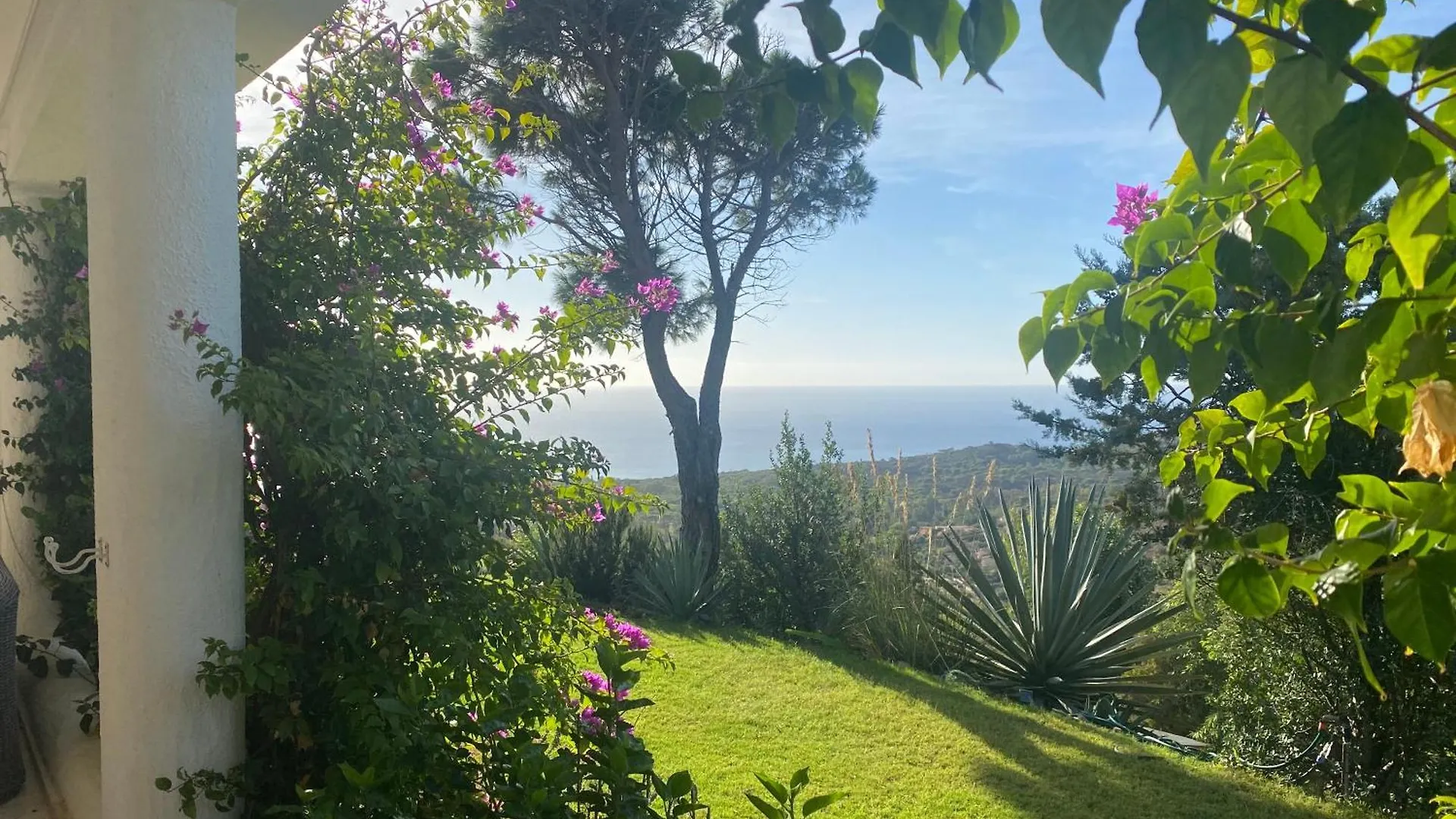 Villa With Private Pool And Sea Panorama 도무스드마리아