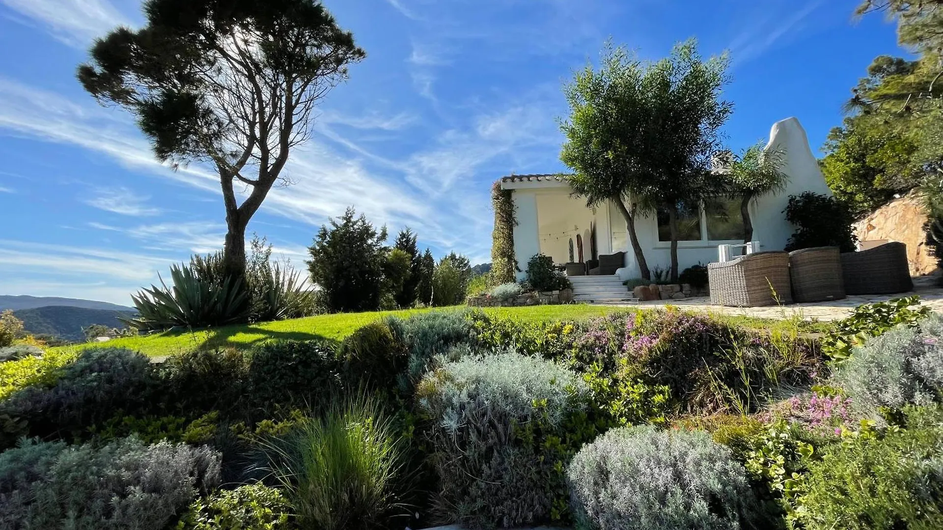 Villa With Private Pool And Sea Panorama Domus De Maria 0*,